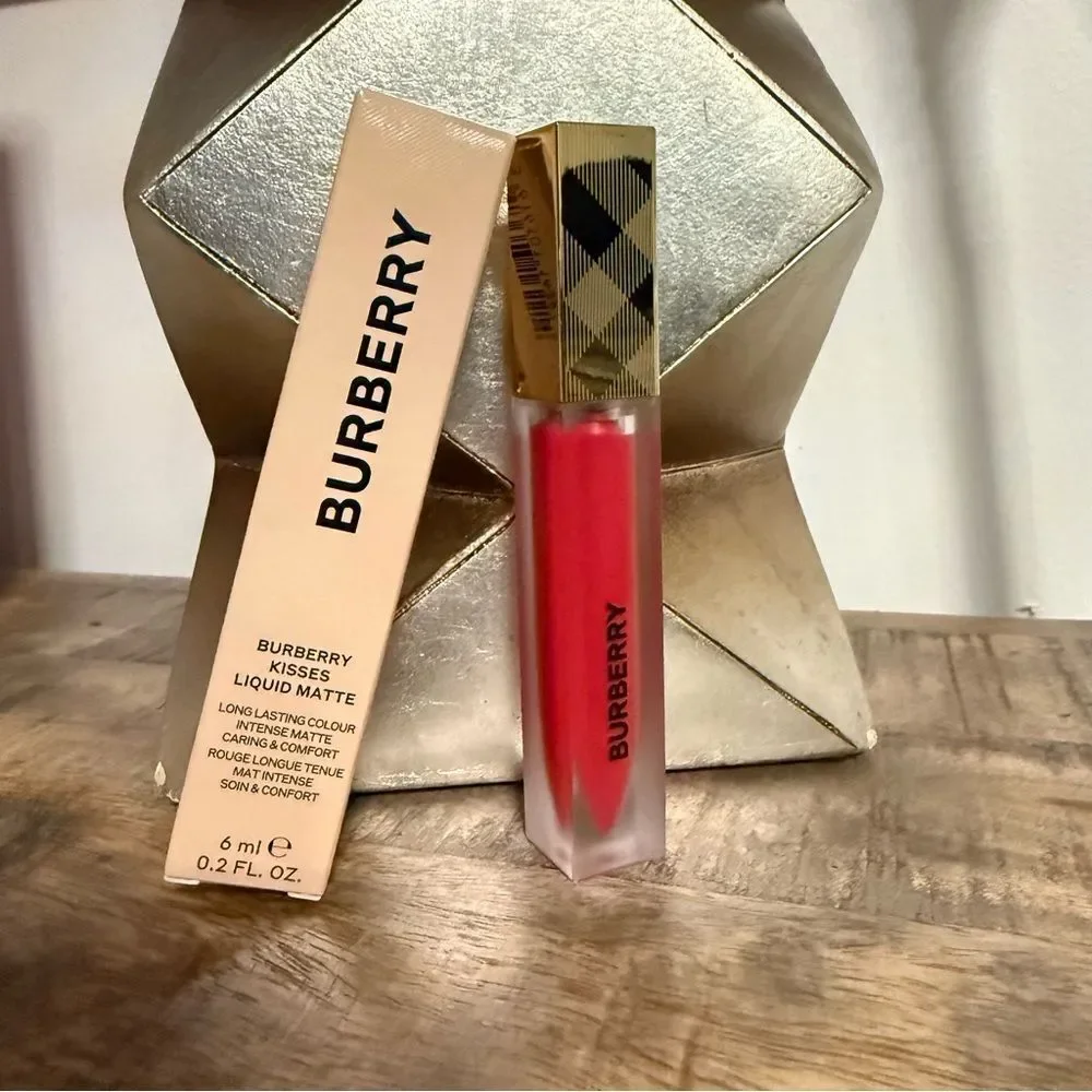 Burberry Kisses Liquid Matte Lipstick – Shade 106 “The Red” True Luxury Red